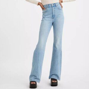 NWT Levi's 70s Flare Jeans Size 34